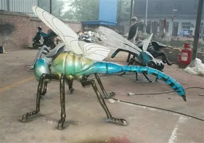 Animatroonika draakon